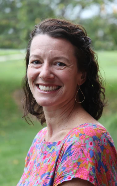 Tara Busbee headshot