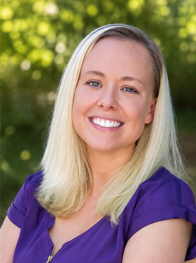 Brooke Kenyon headshot